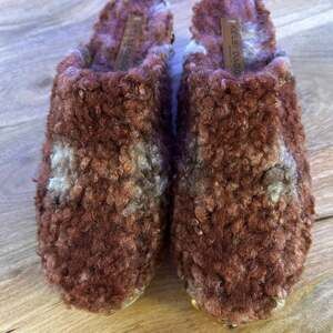 Kelsi Dagger Brooklyn Women's 'Logan' Burnt Orange Shearling Clogs Size 9